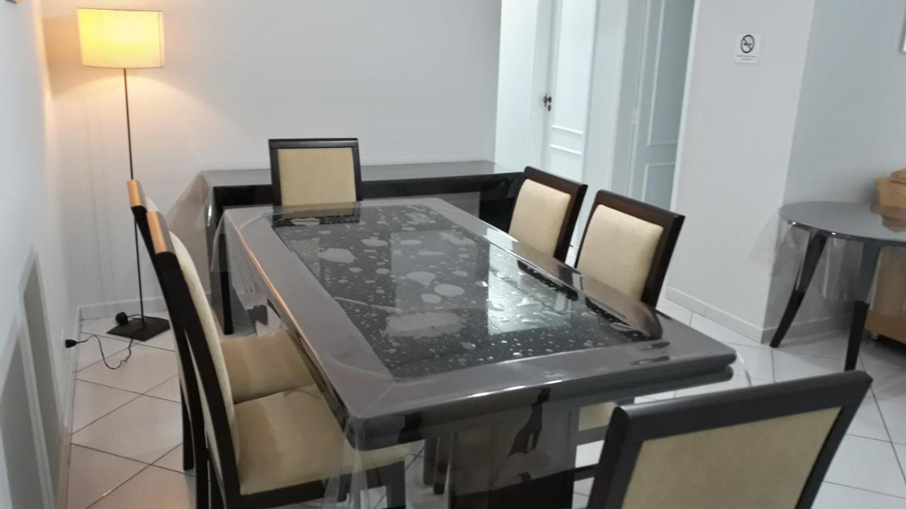 Otimo Apto Em Pitangueiras A Uma Quadra Da Praia C/ 2 Vagas E Ar Condicionado. Guaruja Ngoại thất bức ảnh